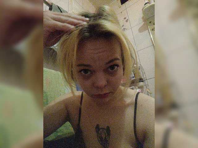 Vysílací screenshoty Bitch-and-dog