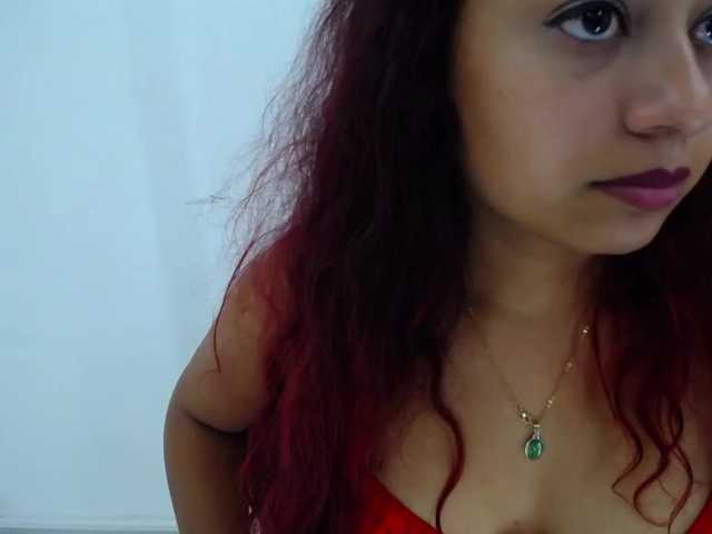 Fotky SweetCherry24 Hi guys, i new here, but i want to play with my pretty pussy u help me? #new #c2c #latin #curvy #sexy