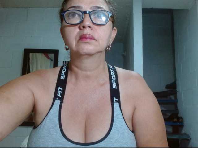 Fotky sweetthelmax welcome my loves!!!! enter the fantasy show mature latina with super big tits#naked total 165 tks#deep anal 95 tks#big ass natural 20tks#blow job 45 tks#squirts or cum 180tks