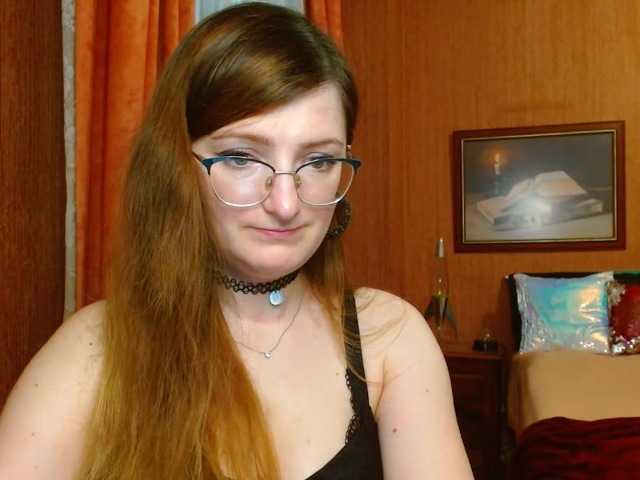 Fotky tastyAriel Sweet and yet dang naughty ;) #innocentface #sweet #petite #glasses #fetish #natural #domina #teaser #cfmn #joi #cei #cbt #sph