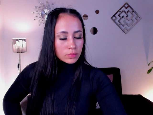 Fotky Taylonmoon1 ♥ Waiting for my master #BDSM♥ #curvy #latina #cum #squirt #sexy