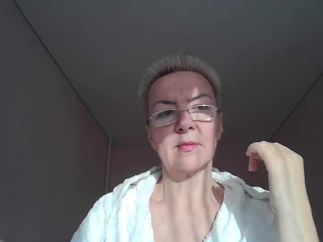 Vysílací screenshoty TheCryptoQueen