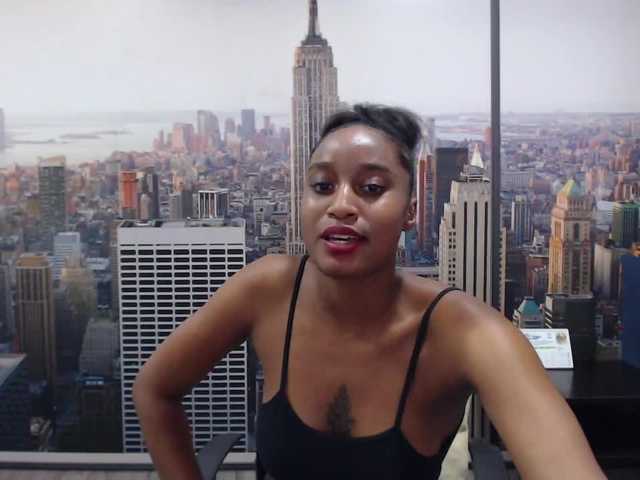 Vysílací screenshoty Tiffany-Mills
