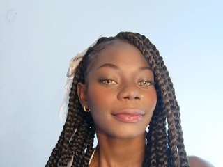 Erotický videochat tiny-sexy-ebony