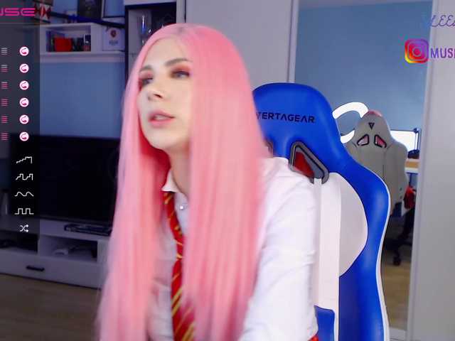 Vysílací screenshoty sleepy_moon