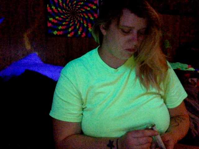 Fotky Trashley420 RATE MY TITS! 1-10. plus u gotta tip me for every rate I get