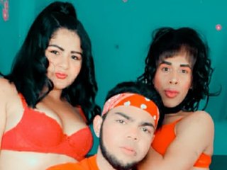 Erotický video chat Trio-Hot69