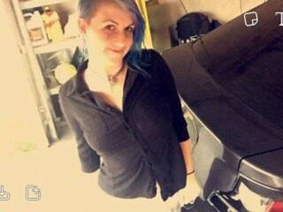 Erotický videochat twistedbitch4