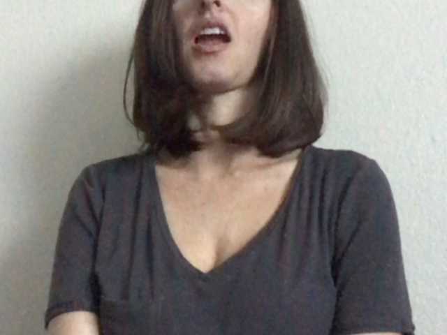 Vysílací screenshoty uniquebrunett