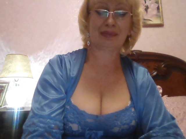 Fotky _mamasita_ Greetings, my dears: * Welcome im my room. I will be glad to your attention and gifts :)