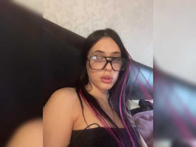 Vysílací screenshoty ursweetwaifu1