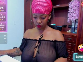 Erotický videochat ValkiriaContee