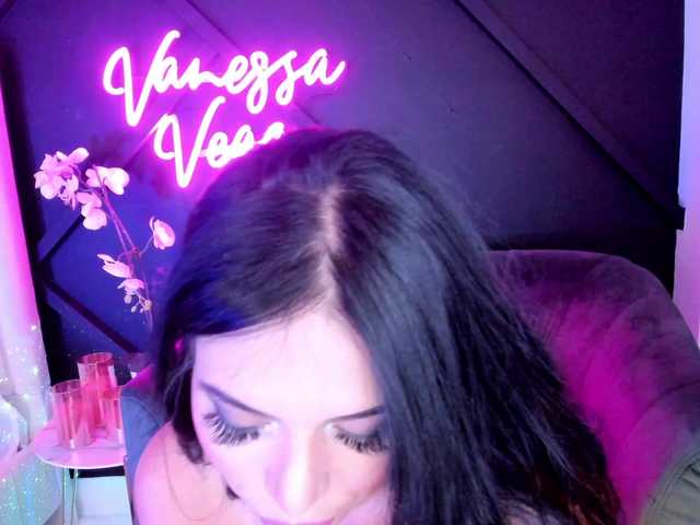 Fotky VanessaVega follow me on ig @realvanessavegaCome have fun with me papi♥ random level 88 spank me 69 Like me 22♥ wave 122♥ #squirt #bigboobs #interactivetoy #teen #cum