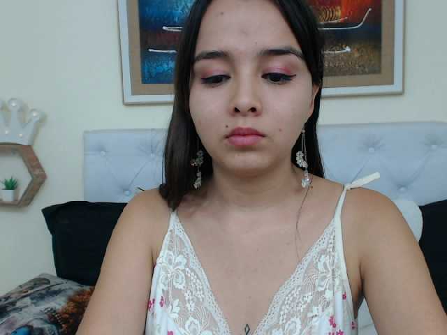 Fotky venusyiss Hi Lovers ! Today A mega Squirt , tip 333 to see my squit show and others to give me pleasure Tip=pleasure #latina #teen #natural #lovense #suggar