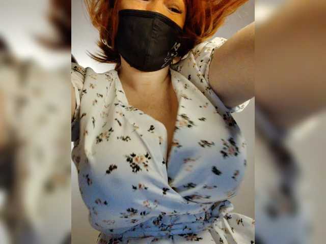 Fotky Vetka-konfetka0 Hello! There is a new striptease video for you in the profile. I am ready to chat on almost any topic and please you with everything that is on the menu. There are photos and videos in the profile. Instagram: Veta_bonga. Thanks for the tokens :-*