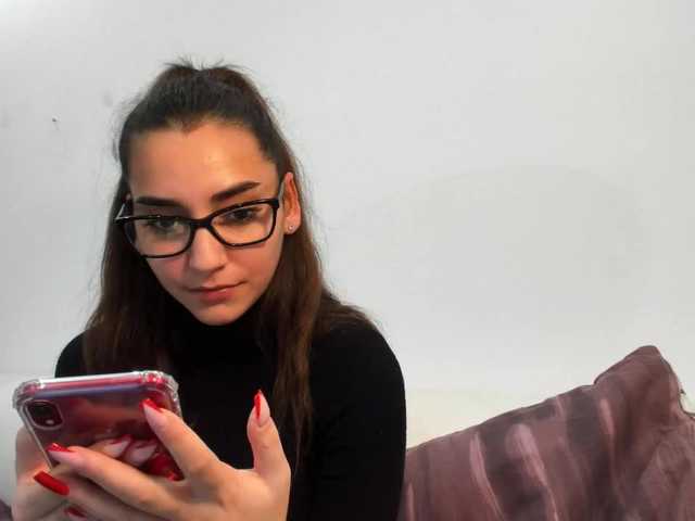Vysílací screenshoty violetmyers18