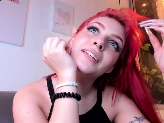 Fotky ViolettLewis Fuck My Kitty Every 333 tips @6 goals for CumShow / PVT ON/ Try my games/ Dice 30 tips/ snpachat all life 299 tips/