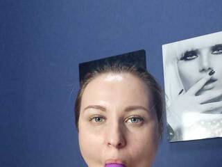 Erotický videochat XHugeTitsAS