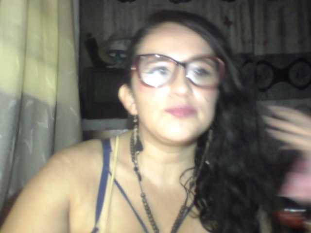 Fotky XIMENA1986 BIENVENIDOS MI CUARTO VAMOS A PASARLA RICO Y MIENTRAS MOJAME CON TUS TOKENS COME TO MY ROOM WE HAVE A GOOD TIME AND WHILE YOU MAKE ME WET WITH YOUR TOKENS Come ​on ​and ​enjoy ​the ​curvy ​pleasure!!!!.