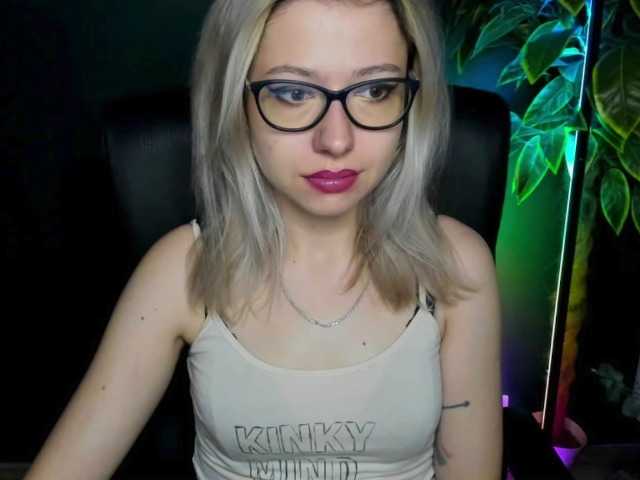 Vysílací screenshoty xxHeidiLove