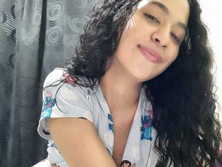 Erotický videochat YessiAlbani