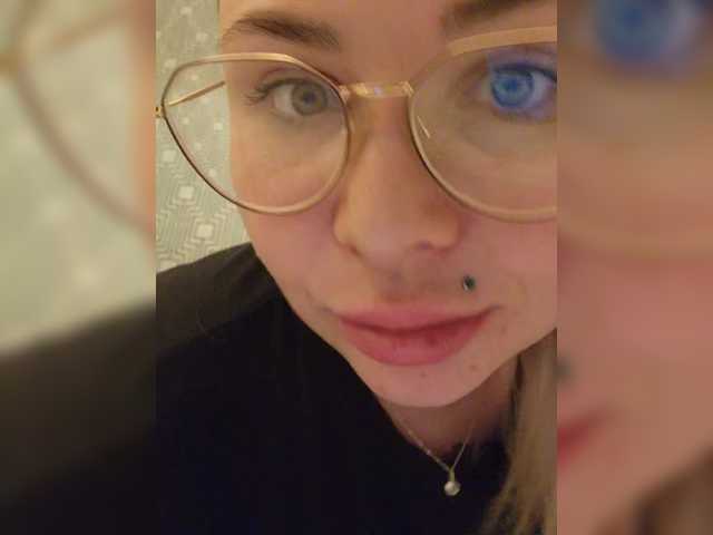 Vysílací screenshoty YourFunnyBlondiee