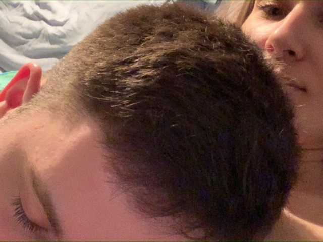 Vysílací screenshoty YourMistressa