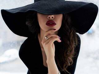 Erotický videochat YourNewLove