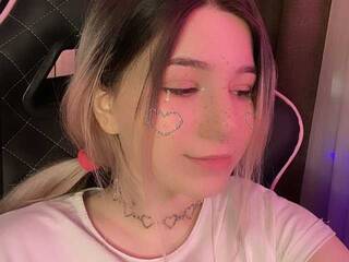 Erotický videochat YukiMoore