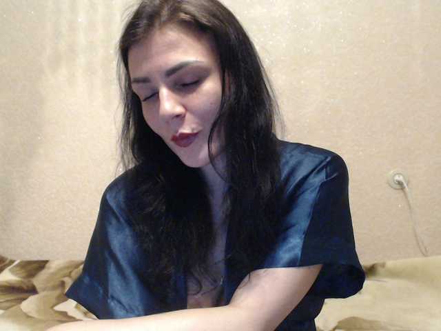 Fotky Yuliya_May JUST EROTIC SHOW, WITHOUT TOYS, KISSES! I CAN GERMAN!!! KUSS!