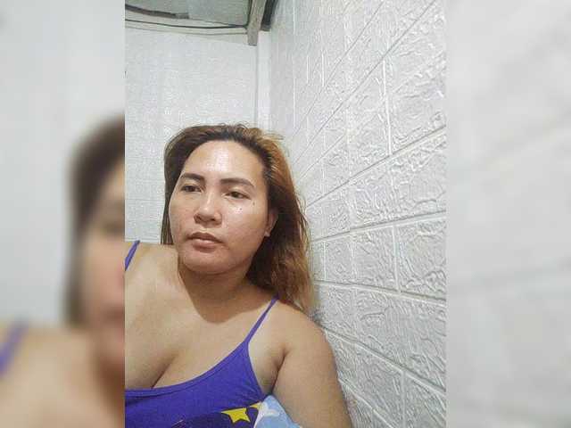 Fotky zyna6914 hello guy welcome to my room help me soem token guyz thank you for all help guyz...